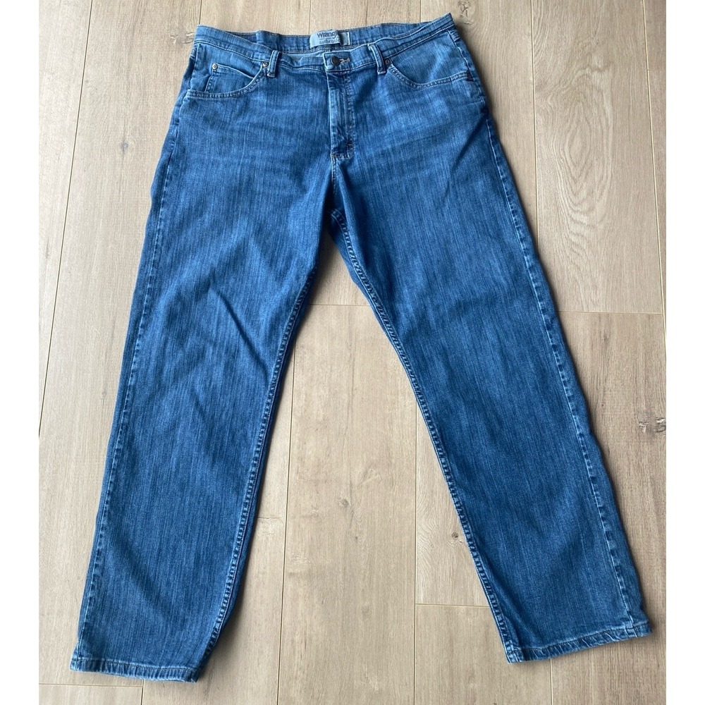 Wrangler Authentics Men's Relaxed Fit Flex Jeans 36x32